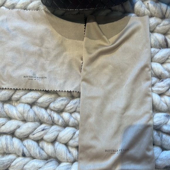 Bottega Veneta 0102 Leather Vintage Sunglasses - Picture 5 of 8